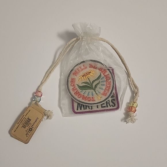 NATURAL LIFE Accessories - Natural Life Patch Set Restickable Embroidered Sunflower Flowers Floral with Bag